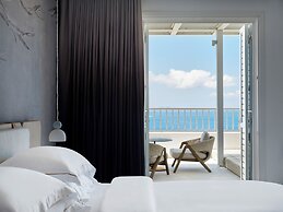 Deos Mykonos - A Myconian Collection Hotel