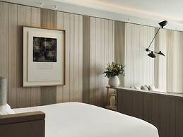 Deos Mykonos - A Myconian Collection Hotel