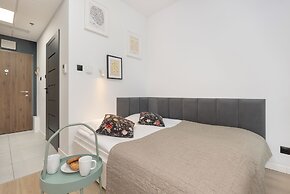 Wola Studio Kasprzaka by Renters