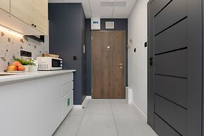 Wola Studio Kasprzaka by Renters