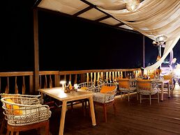 Just B Boutique Hotel