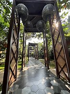 Just B Boutique Hotel