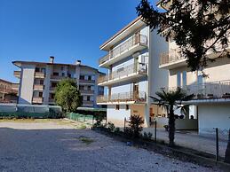 Comfy Flat Near the Beach