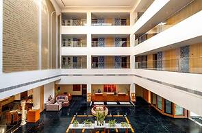 Golden Tulip Udaipur