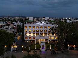 Golden Tulip Udaipur