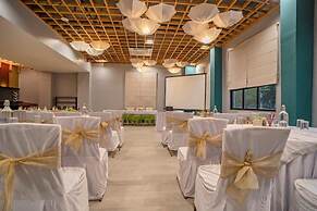 Golden Tulip Udaipur