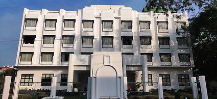 Golden Tulip Udaipur