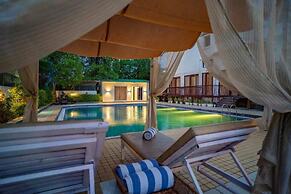 Golden Tulip Udaipur