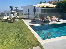 Yalikavak Villa Escape Private Pool Sea Glimpse Await