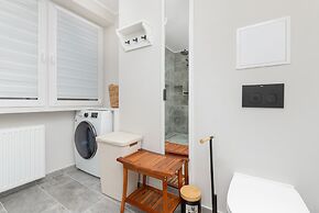 Apartment With Two Balconies by Renters