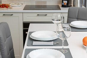 Apartment With Two Balconies by Renters