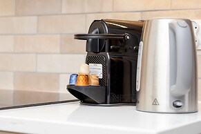 Apartment With Two Balconies by Renters