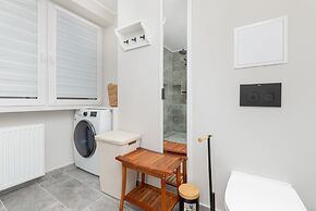 Apartment With Two Balconies by Renters