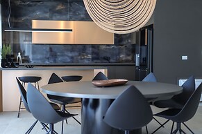 Luxury Villa del Sol