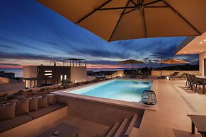 Luxury Villa del Sol