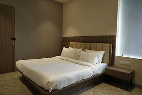 Mansa Club And Resort