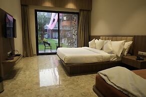 Mansa Club And Resort