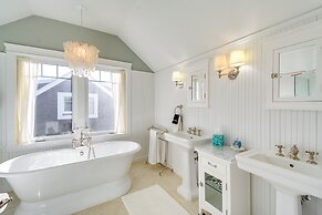 Oceanfront Moclips Escape w/ Deck & Beach Access!