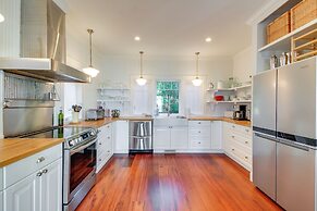 Oceanfront Moclips Escape w/ Deck & Beach Access!