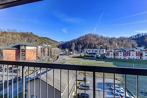 Downtown Gatlinburg Condo w/ Community Pool!