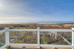 Oceanfront Moclips Retreat w/ Beach Access & View!