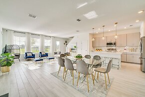 Stylish Four Corners Townhome w/ Resort Amenities