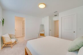 Stylish Four Corners Townhome w/ Resort Amenities