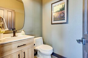 Half-mi to Skiing: Gorgeous Granby Ranch Home!