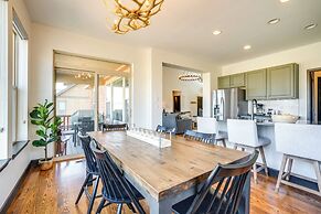 Half-mi to Skiing: Gorgeous Granby Ranch Home!