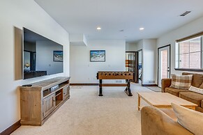 Half-mi to Skiing: Gorgeous Granby Ranch Home!