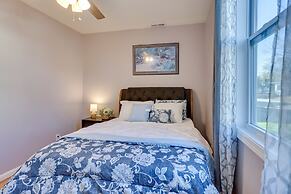 8 Mi to Louisville: New Albany Home w/ Grill!