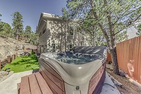 Ruidoso Home w/ Hot Tub & National Forest Access!