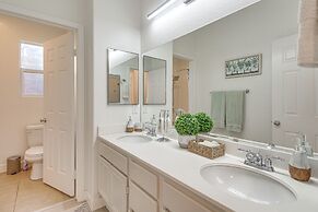 Indio Oasis w/ Heated Saltwater Pool + Hot Tub!