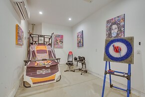 Indio Oasis w/ Heated Saltwater Pool + Hot Tub!