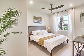 Indio Oasis w/ Heated Saltwater Pool + Hot Tub!