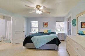 Cozy Bandera Cottage w/ Medina River Access!