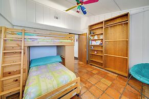 Quiet Bandera Country Home w/ Medina River Access!