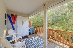 Well-equipped Emerald Isle Townhome: Pets Welcome!