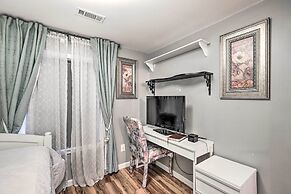 Sleek Fayetteville Home < 1 Mi to City Center