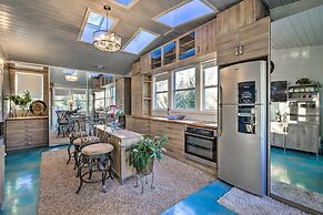 Sleek Fayetteville Home < 1 Mi to City Center