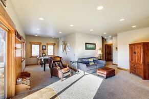 Lead Cabin Rental w/ Private Hot Tub & Game Room!