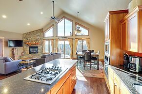 Lead Cabin Rental w/ Private Hot Tub & Game Room!