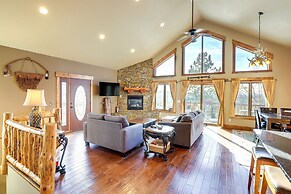 Lead Cabin Rental w/ Private Hot Tub & Game Room!
