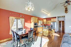 Lead Cabin Rental w/ Private Hot Tub & Game Room!