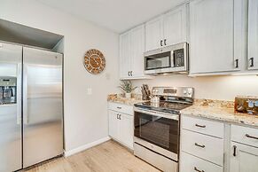 Bright Helen Cottage: Walk to Town!