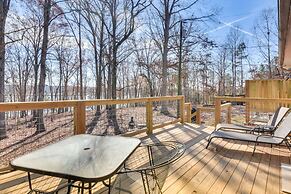 Lake Hartwell Retreat w/ Deck & Private Dock!