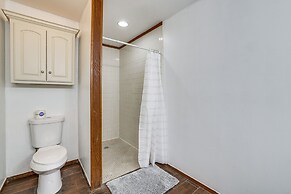 Rogers Vacation Home w/ Yard: 5 Mi to Bentonville