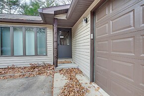 Versatile Castle Rock Lake Home With Fire Pit!