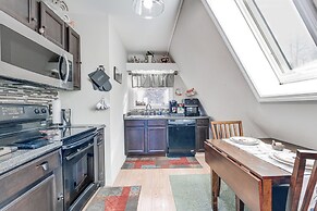 Charming Franklin Cabin With Deck: Stunning Views!