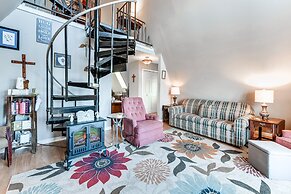 Charming Franklin Cabin With Deck: Stunning Views!